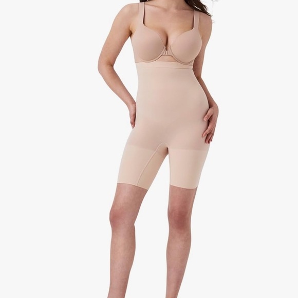 SPANX Seamless Higher Power Short Tan Shapewear Size Small - Picture 1 of 5